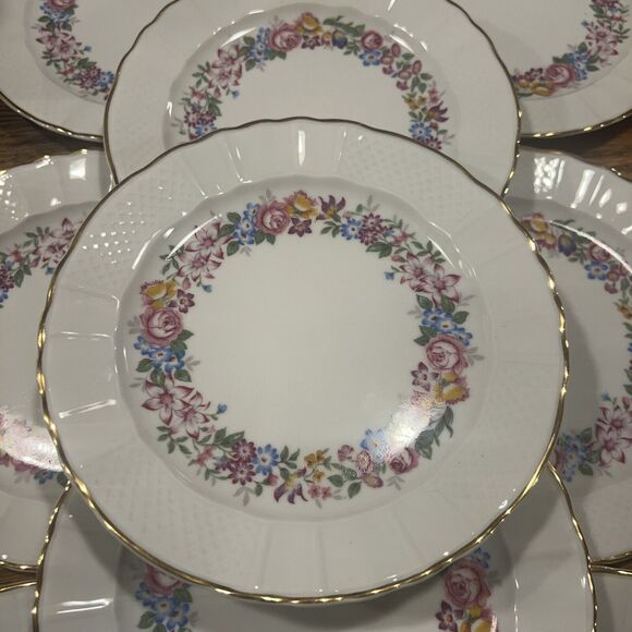 9 NINE Limoges France Bernardaud 7 3/8" salad plates BER57 Floral Garland MINT - Picture 3 of 10